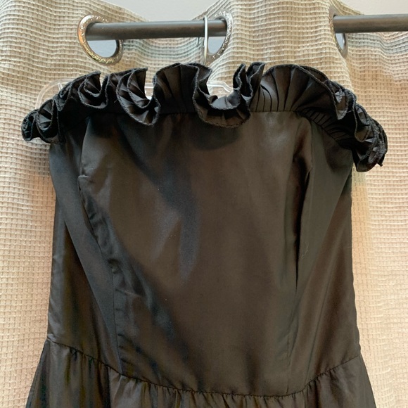 Bernshaw evening gown - Picture 3 of 6